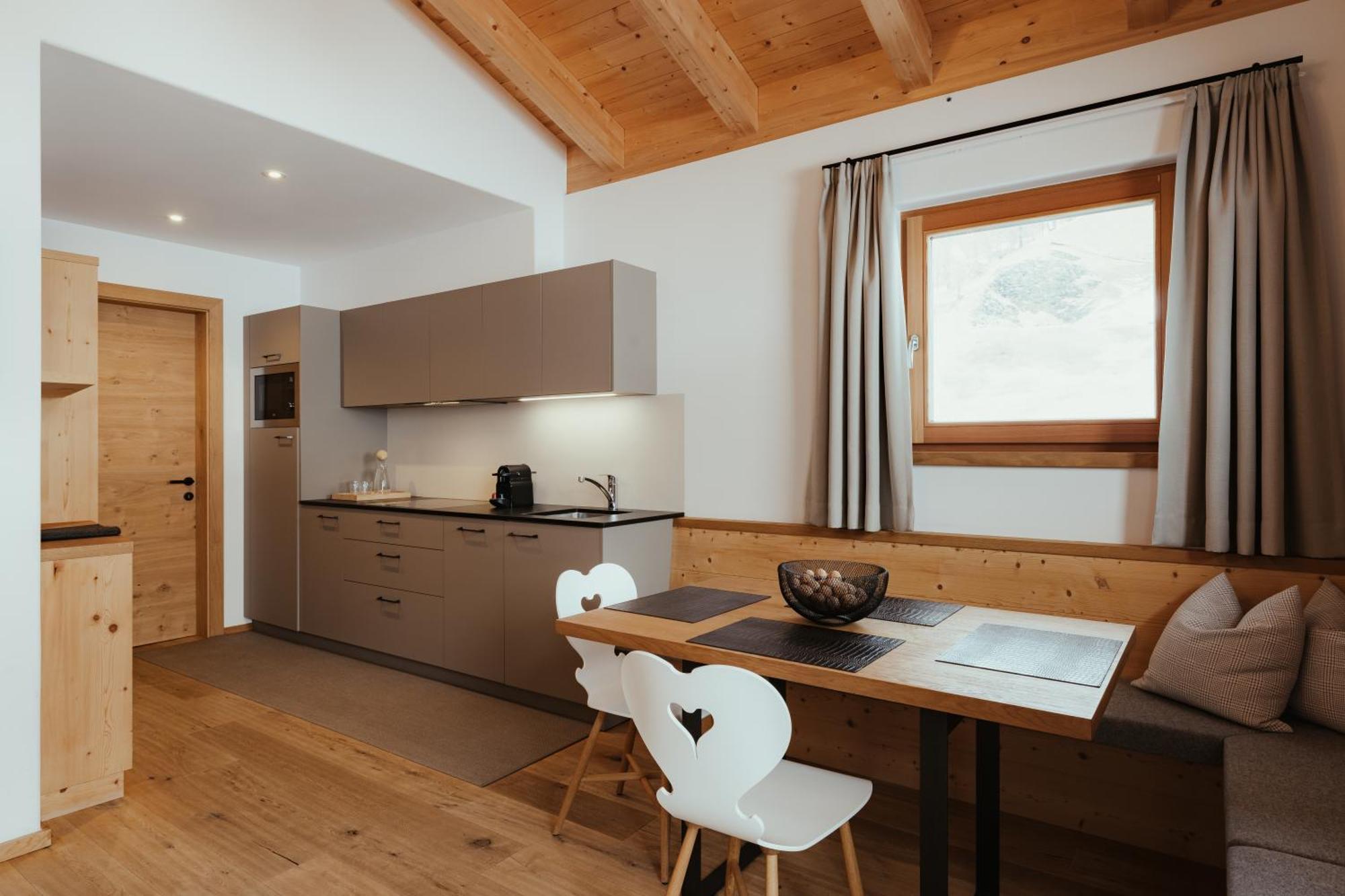 Aparthotel Flora Mountain San Cassiano (Badia)