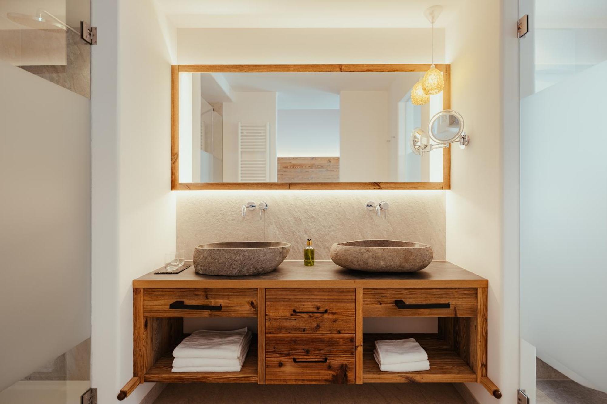 Flora Mountain Aparthotel 3*