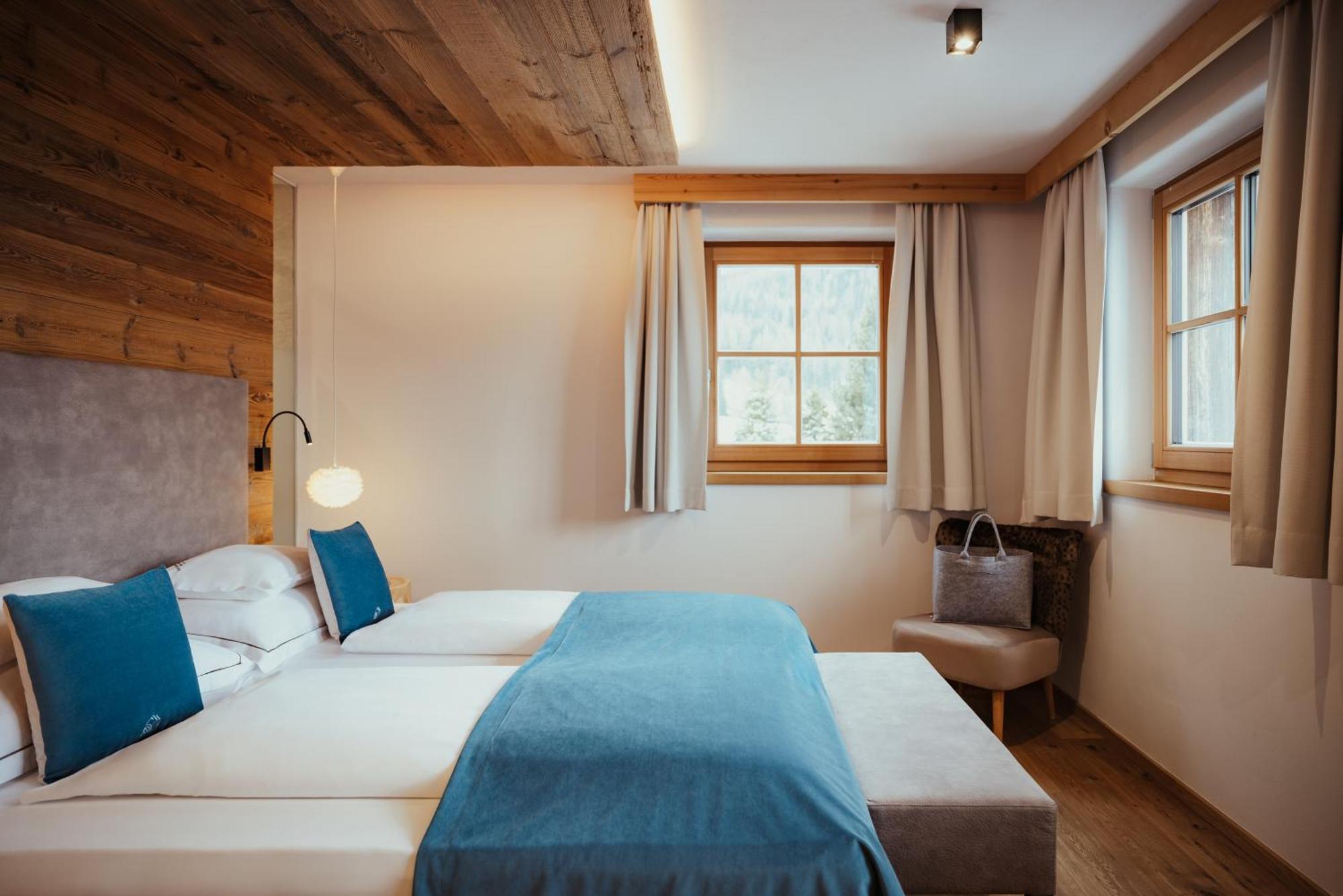 Flora Mountain Aparthotel San Cassiano (Badia)